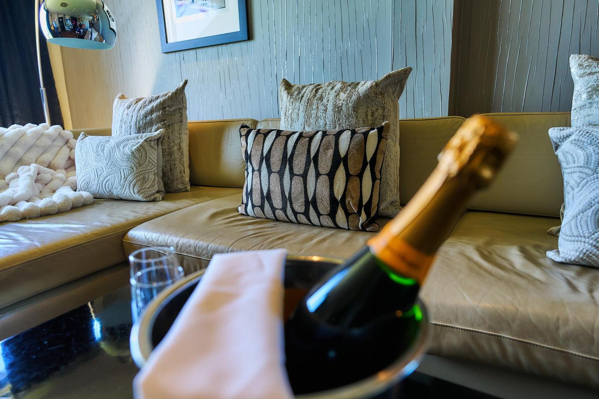 The Vincent Hotel Southport Esterno foto